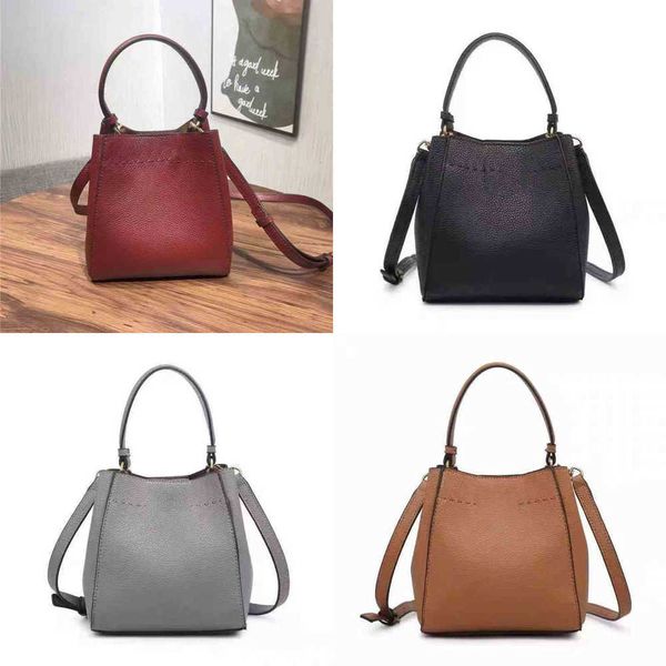 womens shopping bags drawstring bucket handbag single shoulder diagonal women's deformable tote solid color handbags 220816
womens shopping bags drawstring bucket handbag single shoulder diagonal women's deformable tote solid color handbags 220816