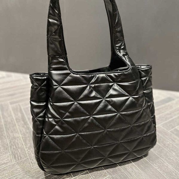 evening bags prabag new shopper bags totes lightweight tote bag women letter designers bag large capacity luxurys handbag multi function pur
evening bags prabag new shopper bags totes lightweight tote bag women letter designers bag large capacity luxurys handbag multi function pur