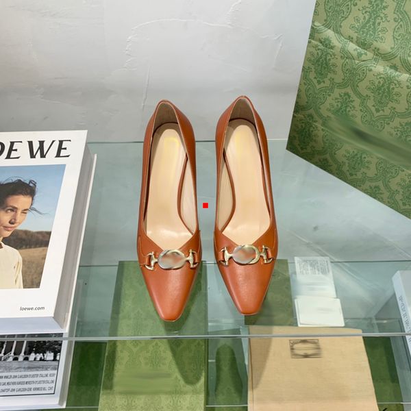 2023 buckle shoes woman high heels pumps ladies wedding shoesss heels shoe metal v tacones pointed toe stilettos black dress shoess with box
2023 buckle shoes woman high heels pumps ladies wedding shoesss heels shoe metal v tacones pointed toe stilettos black dress shoess with box