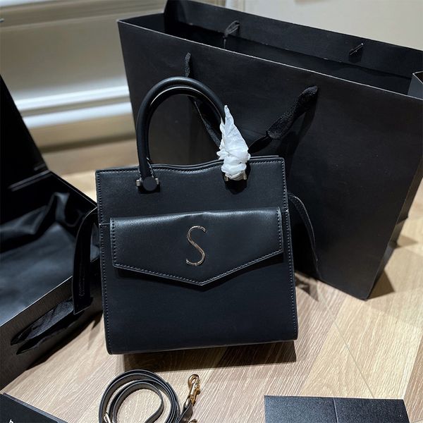 handbag designer single shoulder bag women luxury fashion bags chain leather portable diagonal cross bags woman tote handbags
handbag designer single shoulder bag women luxury fashion bags chain leather portable diagonal cross bags woman tote handbags