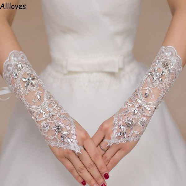 luxury crystals short bridal gloves 2021 elegant lace wrist length paragraph rhinestone fingerless gloves wedding bride accessories al7638, White
luxury crystals short bridal gloves 2021 elegant lace wrist length paragraph rhinestone fingerless gloves wedding bride accessories al7638, White