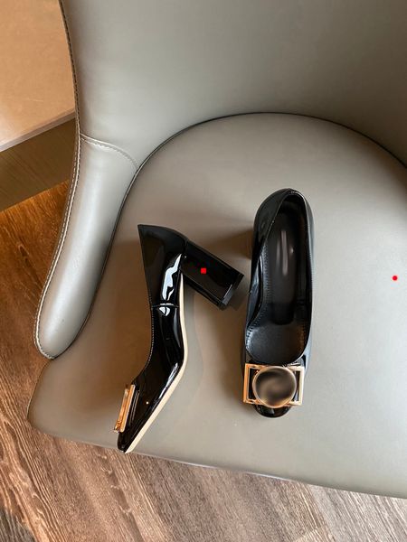 2023 high heels dress shoes pointy crystal diamond sandals pumps blue stilettos shine toe tip italian women shoe with box -e041, Black
2023 high heels dress shoes pointy crystal diamond sandals pumps blue stilettos shine toe tip italian women shoe with box -e041, Black