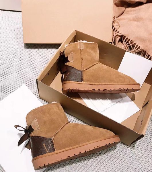 sell classical design l bow u boots women snow boots bowknot keep warm short winter genuine leather sheepskin plush boot, Black
sell classical design l bow u boots women snow boots bowknot keep warm short winter genuine leather sheepskin plush boot, Black
