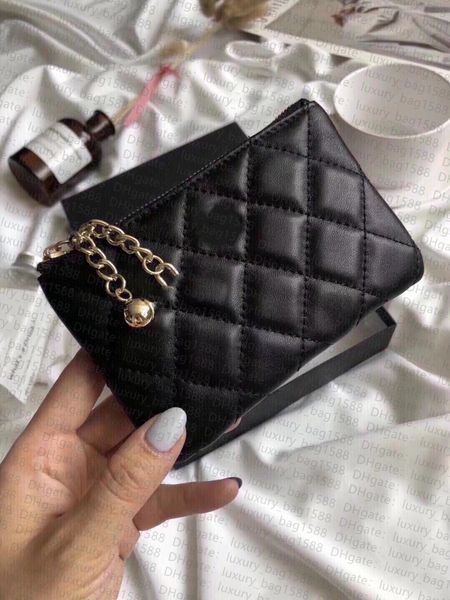 10a grade sheepskin women change bag diamond plaid zipper large capacity wallet cf1112 metal ball logo fashion designer storage bag, Red;black
10a grade sheepskin women change bag diamond plaid zipper large capacity wallet cf1112 metal ball logo fashion designer storage bag, Red;black