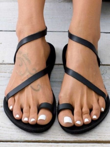 sandals 2022 new summer sandals women flat thong woman flip flops slip on female beach shoes ladies fashion sandalias size 35-43 t230208, Black
sandals 2022 new summer sandals women flat thong woman flip flops slip on female beach shoes ladies fashion sandalias size 35-43 t230208, Black