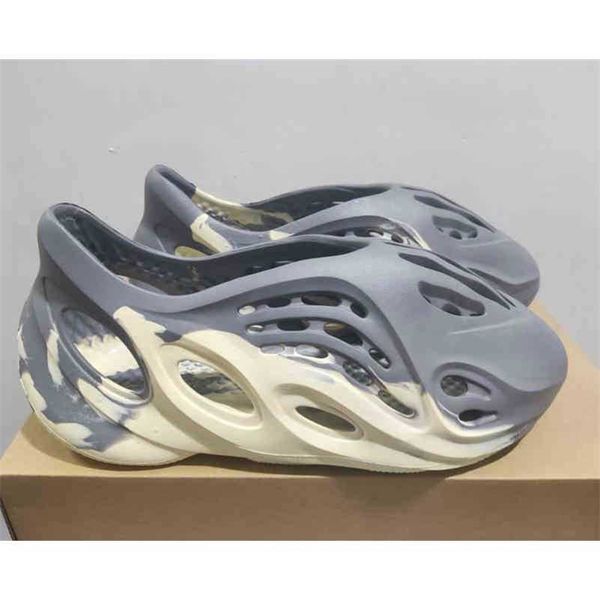 kanyes yeesys slide slipper designer fashion moon gray foam ararat bone women mineral blue sandals orange sandal desert sand resin earth bro, Black
kanyes yeesys slide slipper designer fashion moon gray foam ararat bone women mineral blue sandals orange sandal desert sand resin earth bro, Black