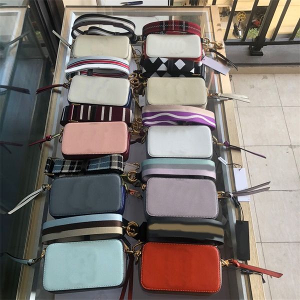 fashion camera crossbody designer bag womens purse 7a christmas gift small one shoulder handbag lady mens classic luxury metal letter messen
fashion camera crossbody designer bag womens purse 7a christmas gift small one shoulder handbag lady mens classic luxury metal letter messen