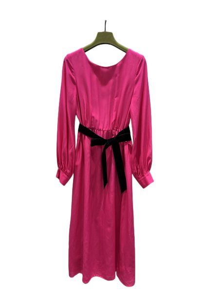23 spring and summer new high-end color matching velvet belt with retro temperament super skin white high-grade color dress, Black;gray
23 spring and summer new high-end color matching velvet belt with retro temperament super skin white high-grade color dress, Black;gray