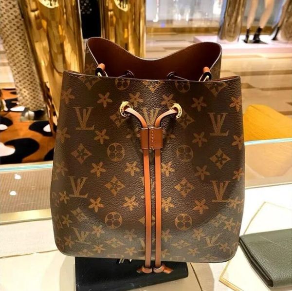 ladies fashion crossbody hand bag crescent messenger bags handbag ladies crocodile pattern handbags women black white gray alligator wallet
ladies fashion crossbody hand bag crescent messenger bags handbag ladies crocodile pattern handbags women black white gray alligator wallet
