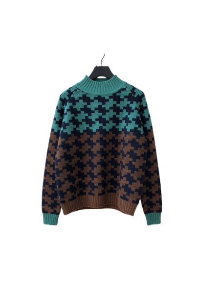 autumn and winter 22 new color contrast thousand bird grid sweater green color contrast brown mixed with shiny silver, White;black
autumn and winter 22 new color contrast thousand bird grid sweater green color contrast brown mixed with shiny silver, White;black