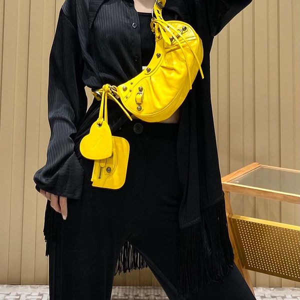 cross body shoulder bags 5a telfars luxury crossbody shoulder bag women fashion leather handbags satchels tote bag messenger designers belt
cross body shoulder bags 5a telfars luxury crossbody shoulder bag women fashion leather handbags satchels tote bag messenger designers belt