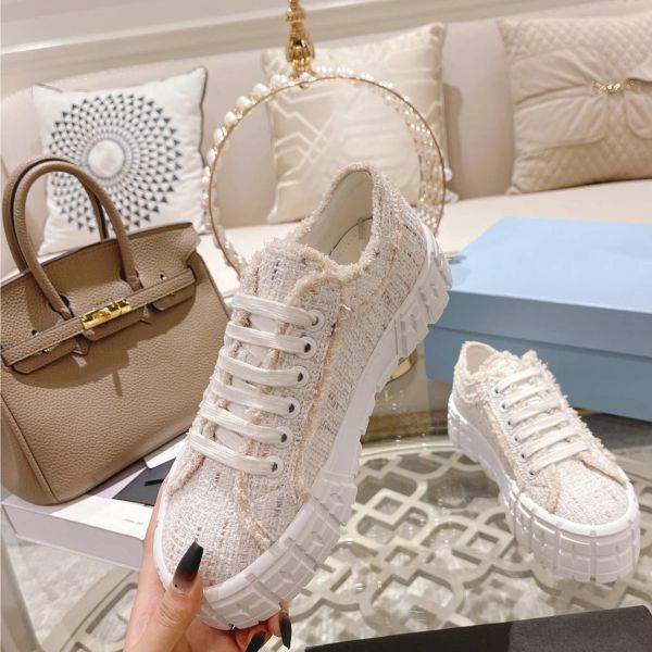 designer womens sneakers nylon casual shoes gabardine canvas low wheel lady stylist trainers platform solid height spring autumn classic fa, Black
designer womens sneakers nylon casual shoes gabardine canvas low wheel lady stylist trainers platform solid height spring autumn classic fa, Black