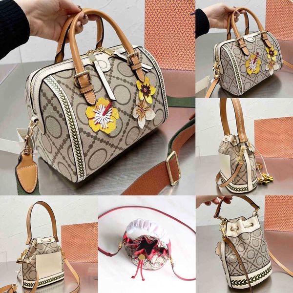 evening bags drawstring shoulder women handbag crossbody designer s leather female flower decoration bucket 220328
evening bags drawstring shoulder women handbag crossbody designer s leather female flower decoration bucket 220328