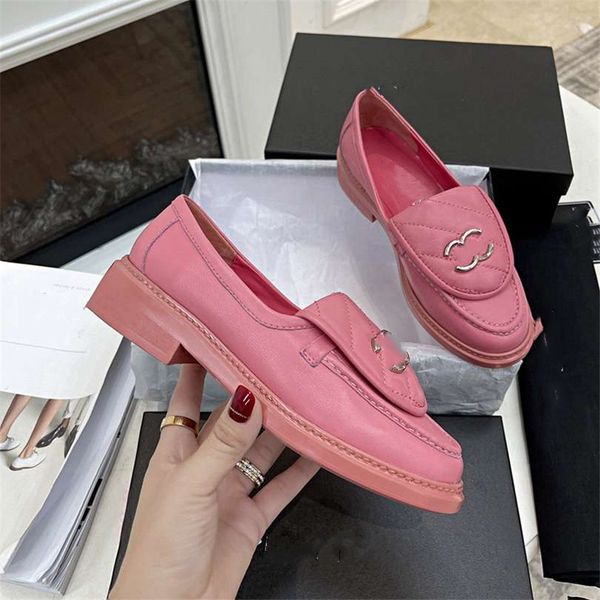 dress shoes fashion channel women leather high heel letter logo party wedding tourism holiday casual flat shoes 02-015, Black
dress shoes fashion channel women leather high heel letter logo party wedding tourism holiday casual flat shoes 02-015, Black