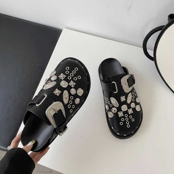 slippers summer women slippers platform punk rock leather mules creative metal fittings casual party shoes female outdoor slides t221212, Black
slippers summer women slippers platform punk rock leather mules creative metal fittings casual party shoes female outdoor slides t221212, Black