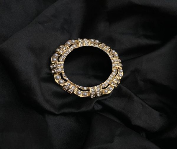 20style 18k gold plated letter brooch luxury personality classic fashion designer letters brooches pearl women rhinestone suit pin7177693, Gray
20style 18k gold plated letter brooch luxury personality classic fashion designer letters brooches pearl women rhinestone suit pin7177693, Gray