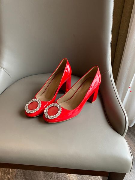 2023 dress shoes buckle shoes high heels pumps ladies wedding shoesss black heel shoe metal v tacones pointed toe stilettos shoess with box
2023 dress shoes buckle shoes high heels pumps ladies wedding shoesss black heel shoe metal v tacones pointed toe stilettos shoess with box