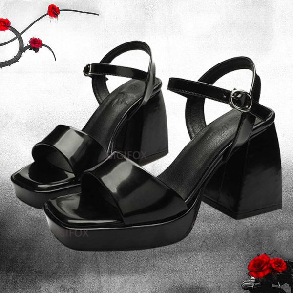 sandals 2022 brand new great quality red black platform chunky high heels women shoes fashion trendy summer ankle strap sandals t221209
sandals 2022 brand new great quality red black platform chunky high heels women shoes fashion trendy summer ankle strap sandals t221209