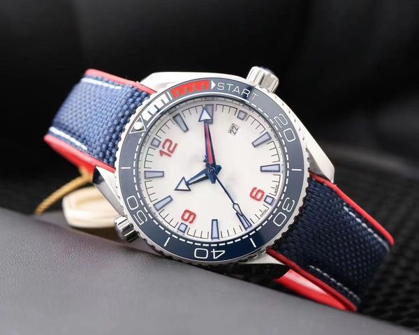 sports automatic mechanical men's watch 42mm luminous calendar 8900 movement om watches transparent bottom fashion watch of charge luxu, Slivery;brown
sports automatic mechanical men's watch 42mm luminous calendar 8900 movement om watches transparent bottom fashion watch of charge luxu, Slivery;brown