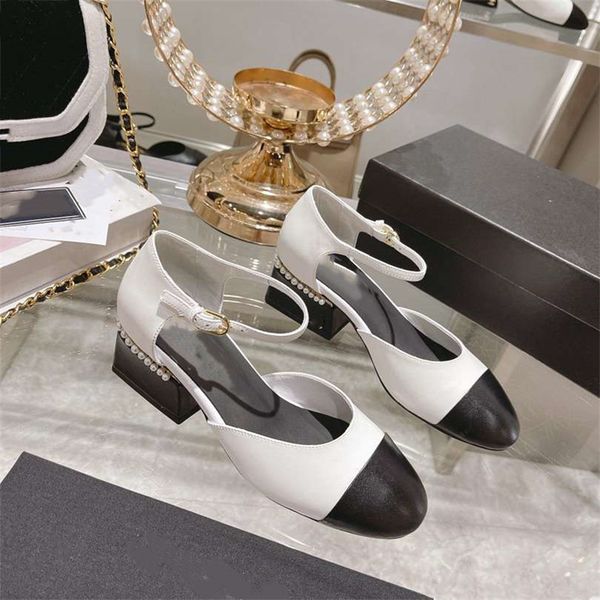 dress shoes fashion channel women leather high heel letter logo party wedding tourism holiday casual flat shoes 01-013, Black
dress shoes fashion channel women leather high heel letter logo party wedding tourism holiday casual flat shoes 01-013, Black