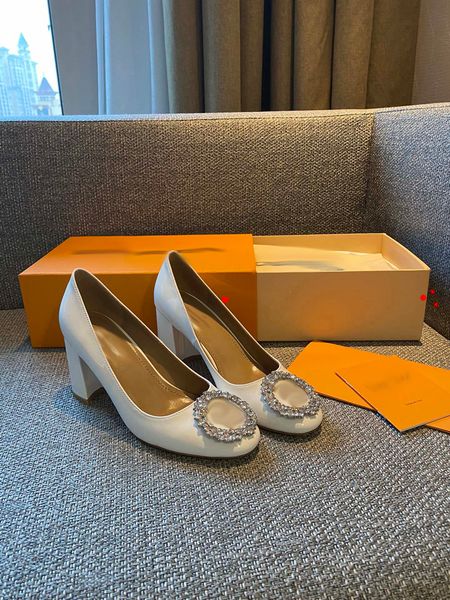 2023 buckle shoes woman high heels pumps ladies wedding shoesss heels shoe metal v tacones pointed toe stilettos black dress shoess with box
2023 buckle shoes woman high heels pumps ladies wedding shoesss heels shoe metal v tacones pointed toe stilettos black dress shoess with box