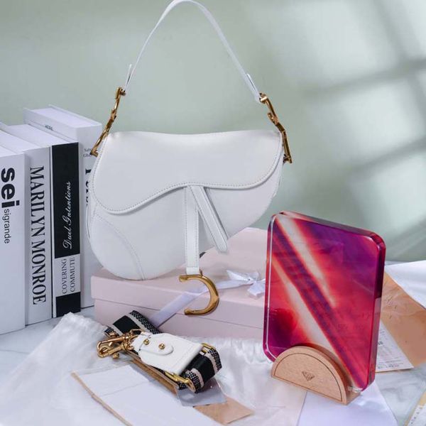 designer saddles bag for women ladies luxury leather vintage hardware crossbody handbags ladies one shoulder evening handbag
designer saddles bag for women ladies luxury leather vintage hardware crossbody handbags ladies one shoulder evening handbag