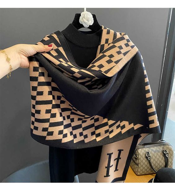 scarves hat glove suit scarf fashion printing winter cashmere women's luxury geometric thick warm shawl wrapped blanket, Blue;gray
scarves hat glove suit scarf fashion printing winter cashmere women's luxury geometric thick warm shawl wrapped blanket, Blue;gray