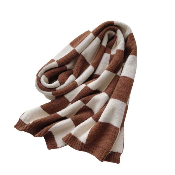 scarves hat gloves suit scarf korean ins plaid burlap wool women's autumn and winter thick warm knitting bib, Blue;gray
scarves hat gloves suit scarf korean ins plaid burlap wool women's autumn and winter thick warm knitting bib, Blue;gray