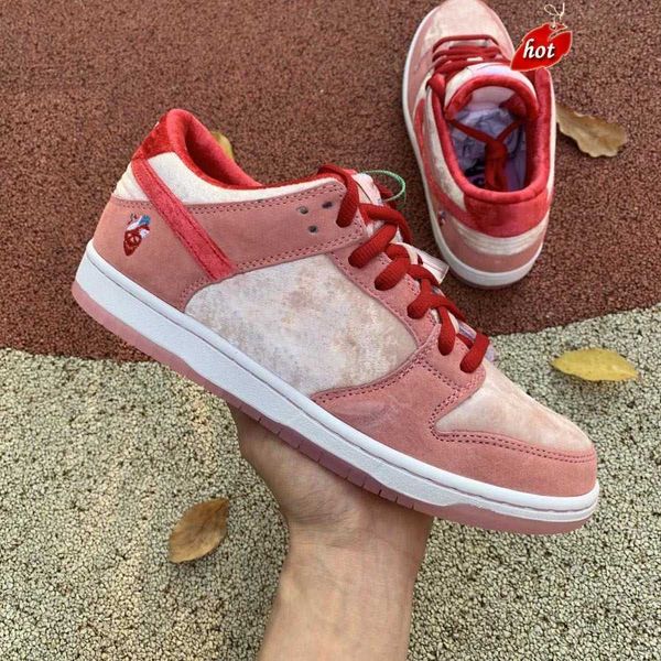 authentic sb dunks strangelove shoes skateboards low valentine's day pink red white men women sport sneakers with special box ct2552-80, Black
authentic sb dunks strangelove shoes skateboards low valentine's day pink red white men women sport sneakers with special box ct2552-80, Black