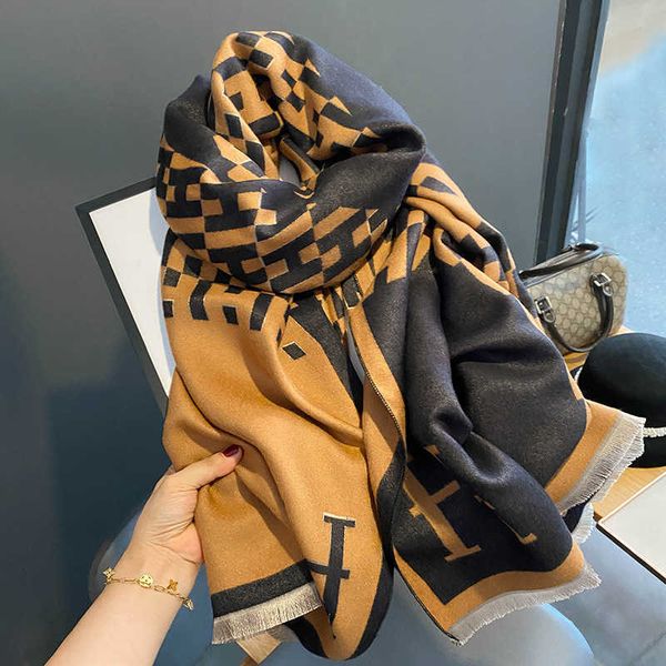 scarves hats gloves suits scarves manufacturers customize large woven for women steal luxury flowers warm cashmere in winter, Blue;gray
scarves hats gloves suits scarves manufacturers customize large woven for women steal luxury flowers warm cashmere in winter, Blue;gray