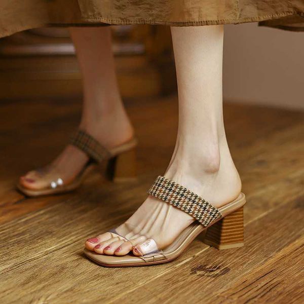 sandals 2022 new square head rhinestone high-heeled slippers women's transparent one word with thick heel sandals and slippers t221209, Black
sandals 2022 new square head rhinestone high-heeled slippers women's transparent one word with thick heel sandals and slippers t221209, Black