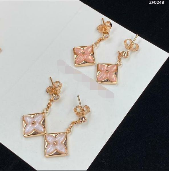 new designed women silver dangle earring v letter full diamonds combination brass 18k gold plating ladies pendants earrings studs designer j
new designed women silver dangle earring v letter full diamonds combination brass 18k gold plating ladies pendants earrings studs designer j