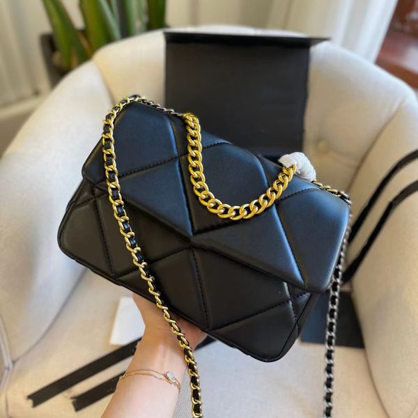 designer bags women fashion lambskin soft leather tote purse crossbody metal chain flap shoulder bags evening handbags 20cm 26cm 30cm
designer bags women fashion lambskin soft leather tote purse crossbody metal chain flap shoulder bags evening handbags 20cm 26cm 30cm