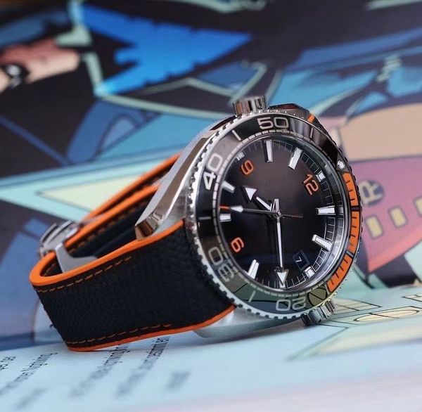 montre men's sports automatic mechanical watch 42mm luminous pointer cloth with tape designer watches ceramic swimming 300m 8800 moveme, Slivery;brown
montre men's sports automatic mechanical watch 42mm luminous pointer cloth with tape designer watches ceramic swimming 300m 8800 moveme, Slivery;brown