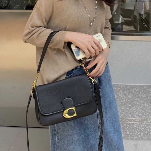 2023 trendy brand fashion a woman's bag 5239 14-3 cattle discount clamshell armpit shoulder defect not refundable 26-18-8
2023 trendy brand fashion a woman's bag 5239 14-3 cattle discount clamshell armpit shoulder defect not refundable 26-18-8