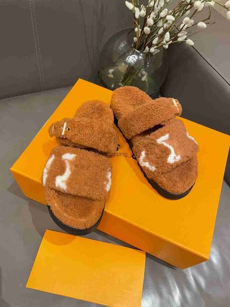 viutonity 2023 classic sandal luxury designer warm fur ladies paseo premium plush slippers fashion ladies sh wome, Black
viutonity 2023 classic sandal luxury designer warm fur ladies paseo premium plush slippers fashion ladies sh wome, Black