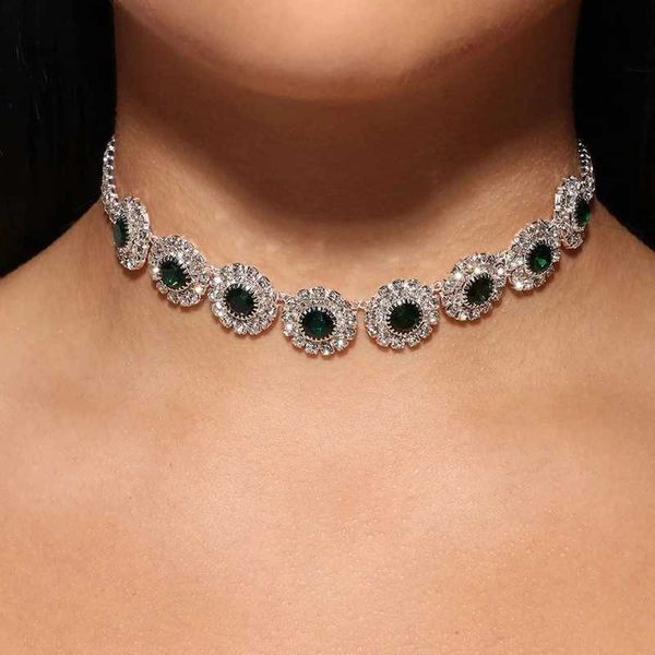vintage green crystal necklace europe and the united states jewelry simple fashion round full of diamonds necklace 221213, Black
vintage green crystal necklace europe and the united states jewelry simple fashion round full of diamonds necklace 221213, Black
