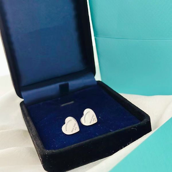 high end heart-shaped diamond stud earrings designer women's earrings new 925 silver jewelry gifts, Golden;silver
high end heart-shaped diamond stud earrings designer women's earrings new 925 silver jewelry gifts, Golden;silver