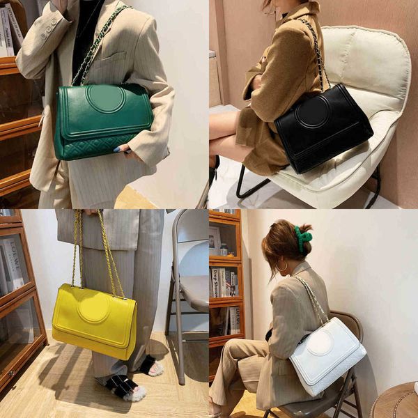 womens women's chain shoulder bag rhombic lattice single messenger solid color tassel handbag 220725
womens women's chain shoulder bag rhombic lattice single messenger solid color tassel handbag 220725
