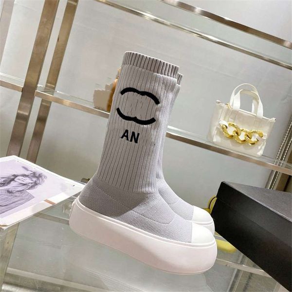 luxury design boots channel fashion women retro decoration winter warm snow non slip high heel martin knight tassel casual socks boots 09-00, Black
luxury design boots channel fashion women retro decoration winter warm snow non slip high heel martin knight tassel casual socks boots 09-00, Black