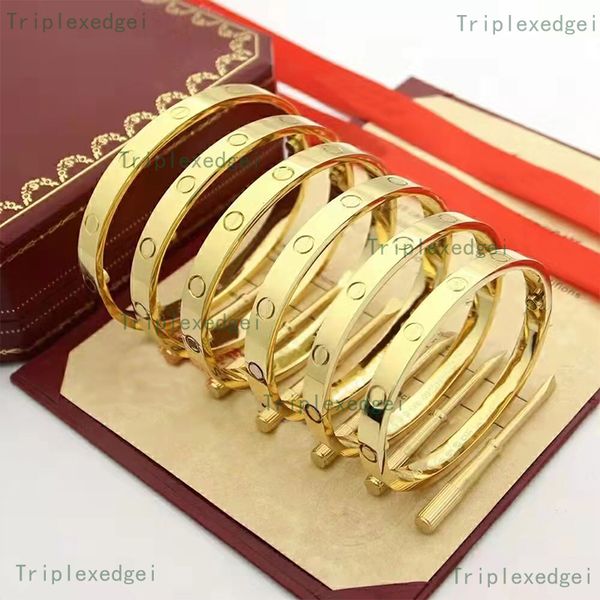 classic brand screw cuff love bracelet fashion couple luxury 316l titanium steel designer bracelet for men and women including jewelry box, White
classic brand screw cuff love bracelet fashion couple luxury 316l titanium steel designer bracelet for men and women including jewelry box, White