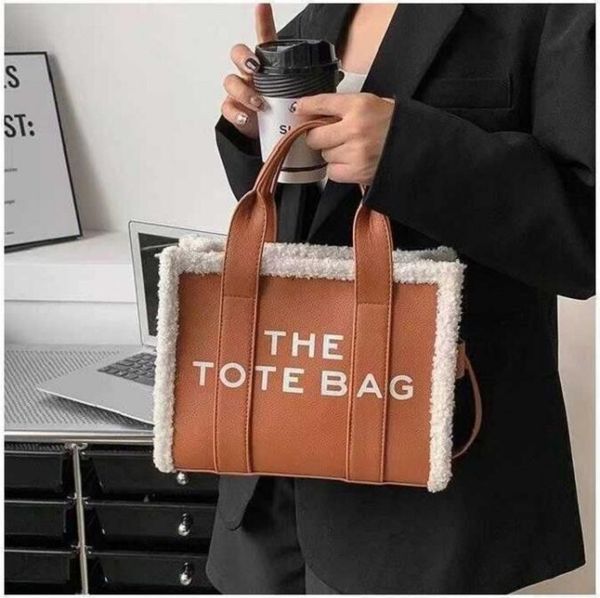 2023 new pu leather marc fashion handbags bag with large capacity shoulder for women wallets letter printed tote bag multi colors totes purs
2023 new pu leather marc fashion handbags bag with large capacity shoulder for women wallets letter printed tote bag multi colors totes purs