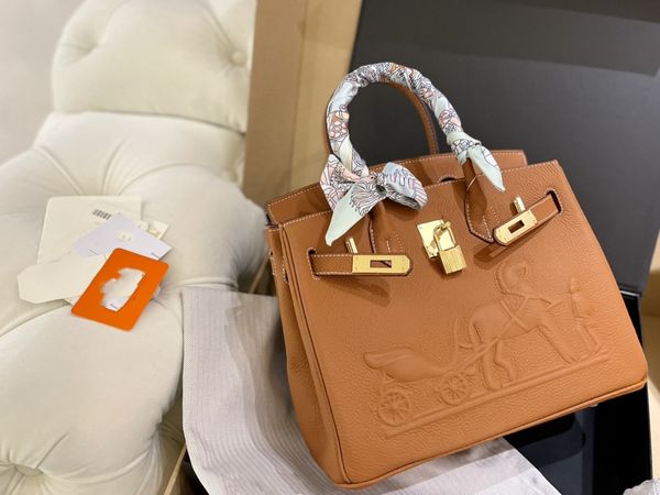 2022 r premium one shoulder handbag essential for fashion women
2022 r premium one shoulder handbag essential for fashion women