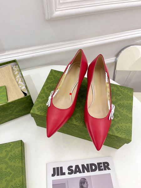 2023 women shoes slingback pumps luxury designer brand sophisticated minimalist high heel pointed toes leather clare sling sandal with box s, Black
2023 women shoes slingback pumps luxury designer brand sophisticated minimalist high heel pointed toes leather clare sling sandal with box s, Black