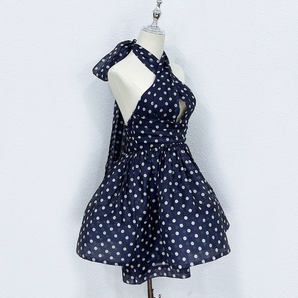 runway dresses australian luxury designer designs new silk mabo dot backless dress in spring and summer 2023, Black
runway dresses australian luxury designer designs new silk mabo dot backless dress in spring and summer 2023, Black