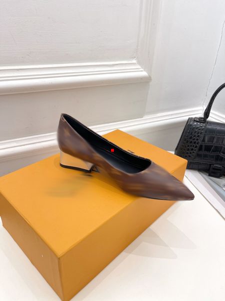 2023 women shoes pumps high heels pointed toe pearl mules slingback runway spell color wedding party sandal with box size 35-40 -b047, Black
2023 women shoes pumps high heels pointed toe pearl mules slingback runway spell color wedding party sandal with box size 35-40 -b047, Black