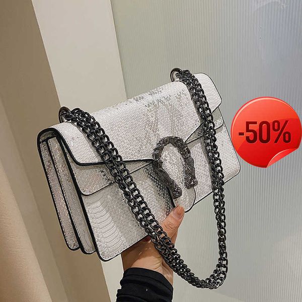 new clutch bags for women bag girl 2022 fashion c-rocodile pattern dionysian versatile shoulder chain small square
new clutch bags for women bag girl 2022 fashion c-rocodile pattern dionysian versatile shoulder chain small square