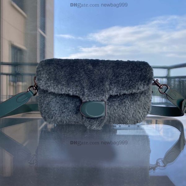 autumn and winter cross body bag for women mirror quality luxury designer handbag leather female fashion trendy crossbody tabby shoulder bag
autumn and winter cross body bag for women mirror quality luxury designer handbag leather female fashion trendy crossbody tabby shoulder bag