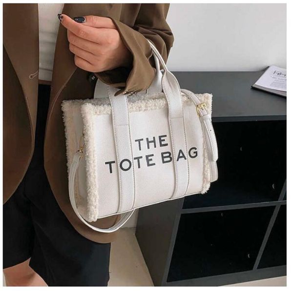 totes bag marc tote bag handbag shoulder bags women designer fashion clutch casual canvas handbags summer womens crossbody letter printing
totes bag marc tote bag handbag shoulder bags women designer fashion clutch casual canvas handbags summer womens crossbody letter printing