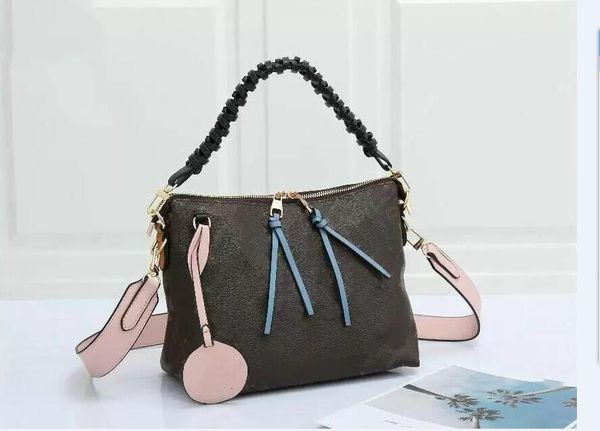 women's tote square shoulder bag wholesale fashion quilted handbags classic leather cross bags crossbody totes chains handbag 58205
women's tote square shoulder bag wholesale fashion quilted handbags classic leather cross bags crossbody totes chains handbag 58205